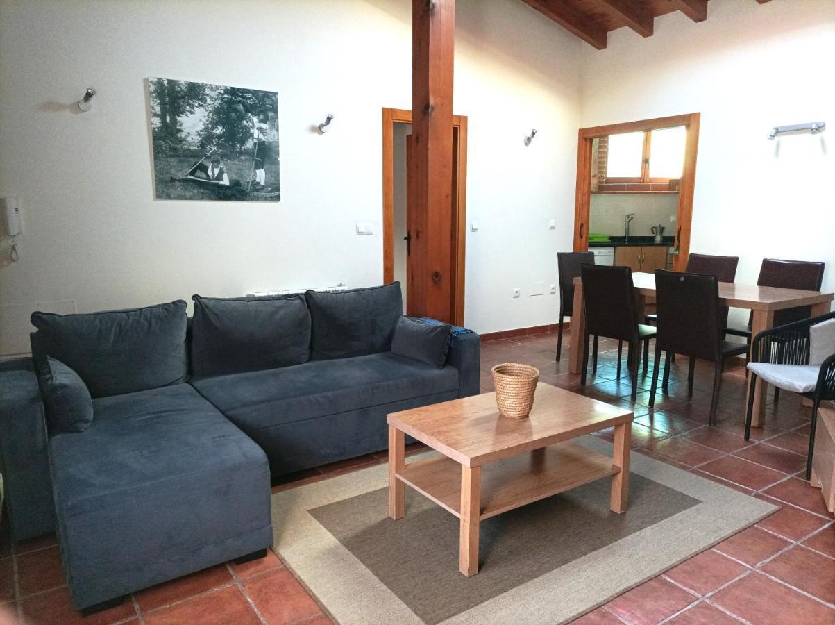 Apartamentos Las Cuadras De Estanos Muriedas Buitenkant foto