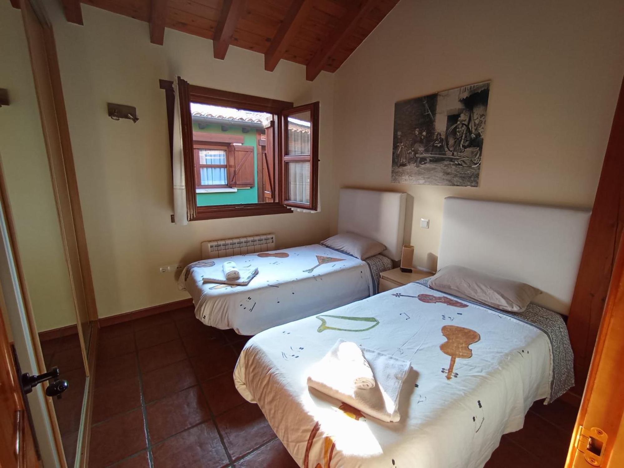 Apartamentos Las Cuadras De Estanos Muriedas Buitenkant foto