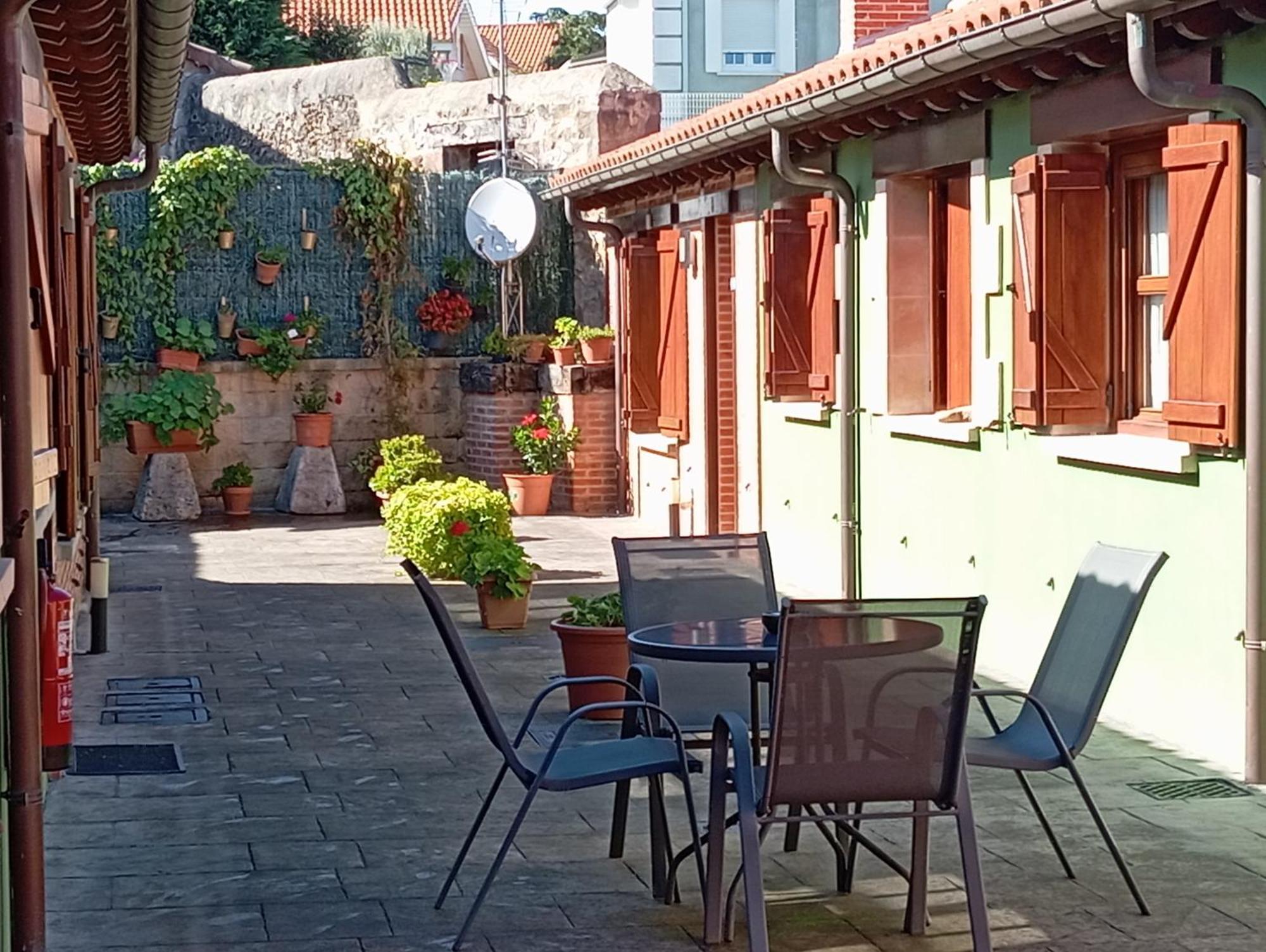 Apartamentos Las Cuadras De Estanos Muriedas Buitenkant foto